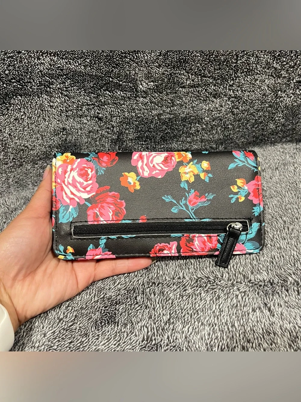Tahari Paris 